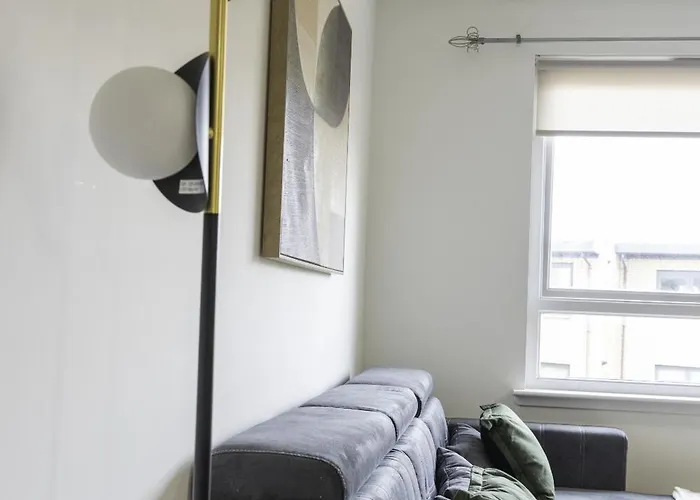 Charlotte グラスゴー