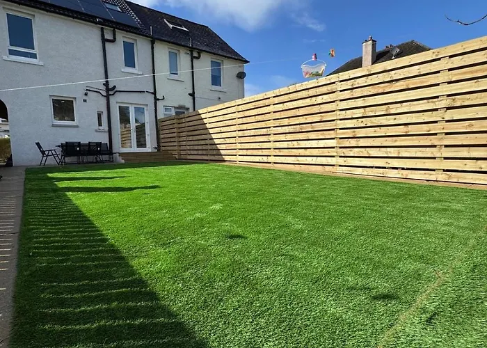 Stunning 3 Bedroom 2 Bathroom West End House With Free Parking And Wi-fi Lejlighed *