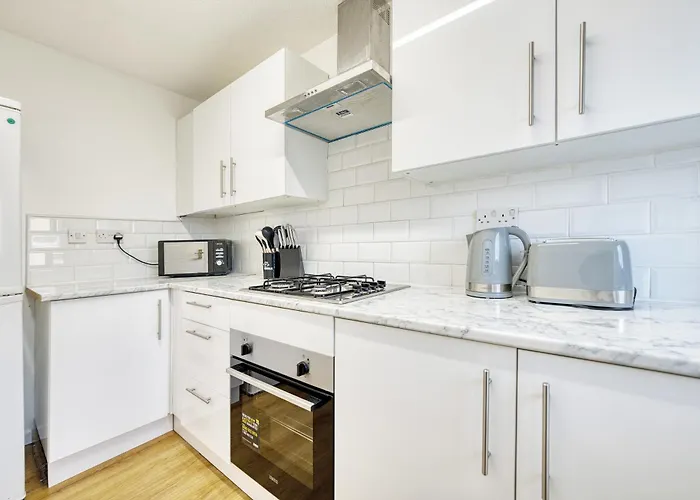 2br Flat With Free Parking In Location Apartman Glasgow