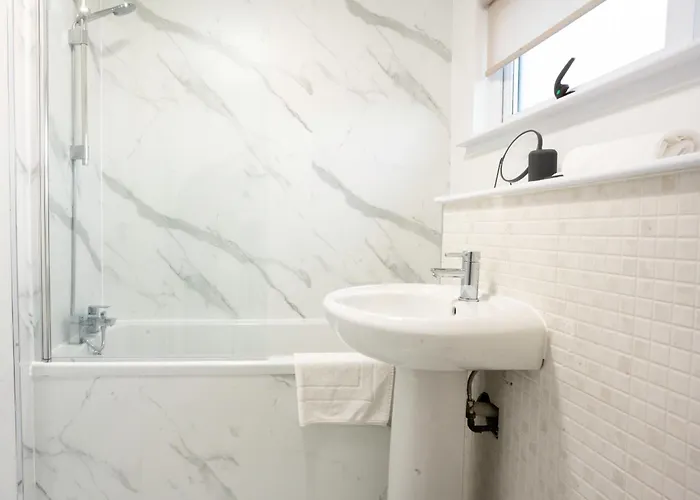 Charlotte فندق مبيت وإفطار