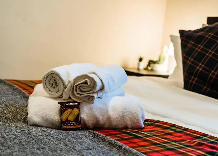 Appartamento Cheerful 1 Bedroom Homely Apartment, Sleeps 4 Guest Comfy, 1 X Double Bed, 1 X Sofa Bed, Parking, Free Wifi, Suitable For Business, Leisure Guest,glasgow, West End, Near Centre, Perfect For Common Wealth Games 2026 Glasgow