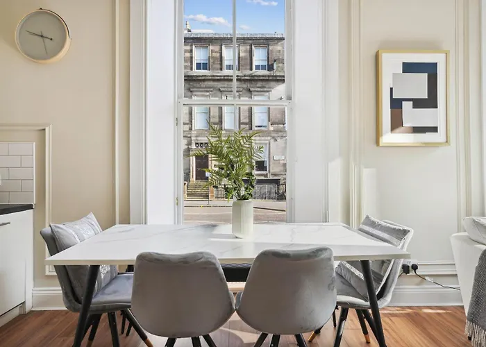 (g1) Elegant 2 Bed Blythswood *