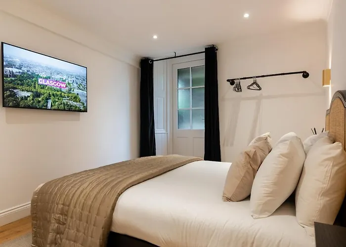 Hamilton - Private Main Door 1br Апартаменты Глазго