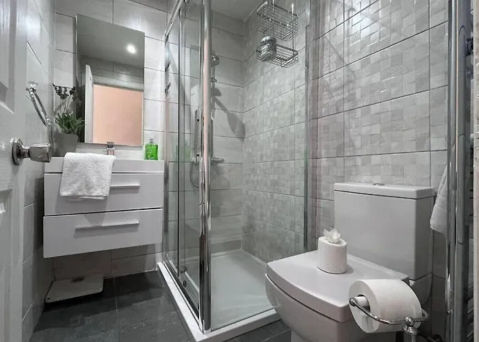 アパート Wonderful 3 Bed West End Flat *