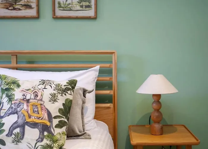 Newly Renovated House In Popular Location * Глазго