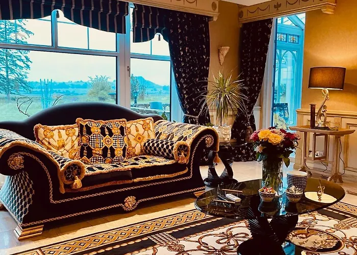 Finn Village Loch Lomond - The Black With Private Jacuzzi-style Bath Проживание в семье Драймен