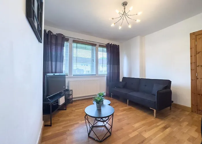 Clydebank 2 Bedroom * 格拉斯哥