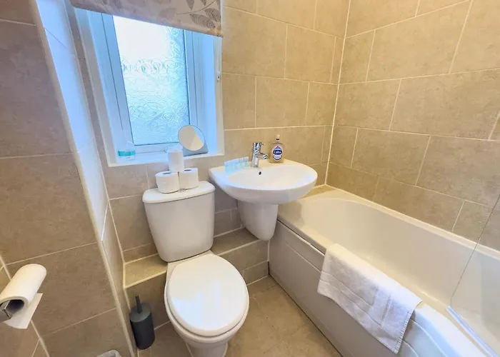 Clydebank 2 Bedroom * 格拉斯哥