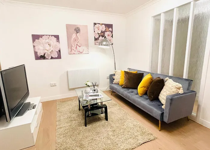 Lovely 1-bedroom In Near Subway Appartement *