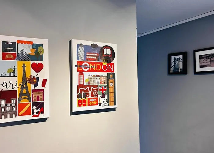 Apartment Floor Of The Building, Spectacular Views! Glasgow