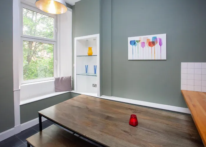 Appartement Modern, Light-filled And Sleek West End