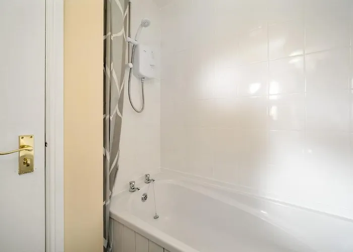 Near Hydro & Secc, Finnieston Apartment *