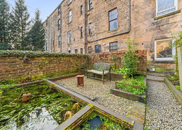 Unique Victorian In Glasgow