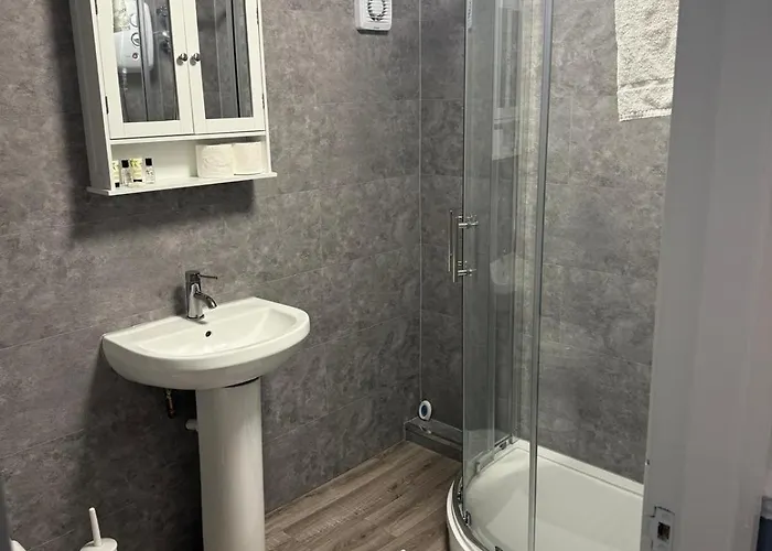 Centre 2 Bed Glasgow