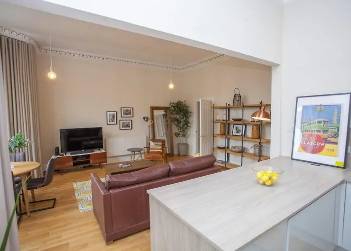 Spacious Period In * Glasgow