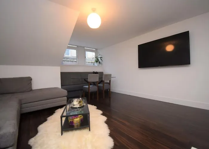 Stylish Flat George Sq Apartman