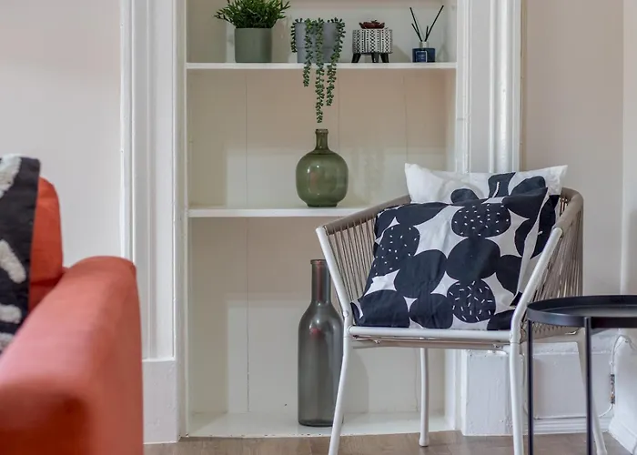 Vakantiehuis Haven Main Door & Parking - Pass The Keys