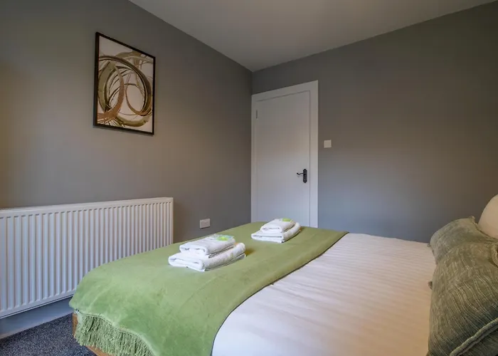 Appartement Happy Haven Home, West End - Pass The Keys *