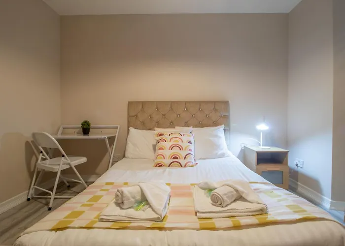 Gem Main Door Parking - Pass The Keys Appartement Glasgow