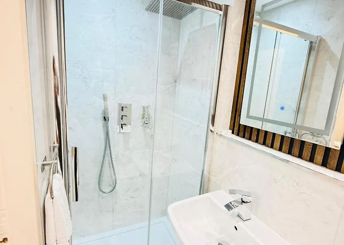 Hotel Sandyford Glasgow