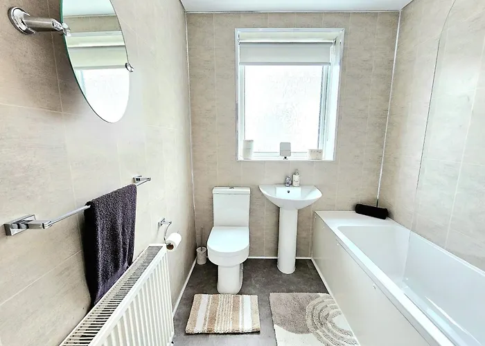 Charming 3-bed Oasis-free Parking * Glasgow