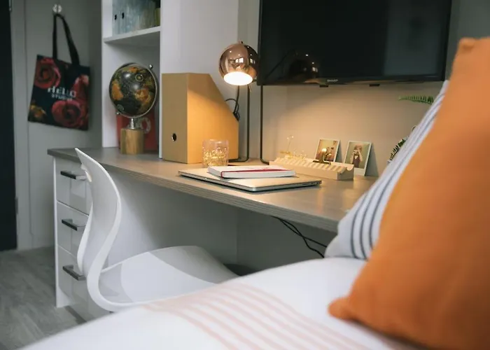 Appartement For Students Only - George Street In *