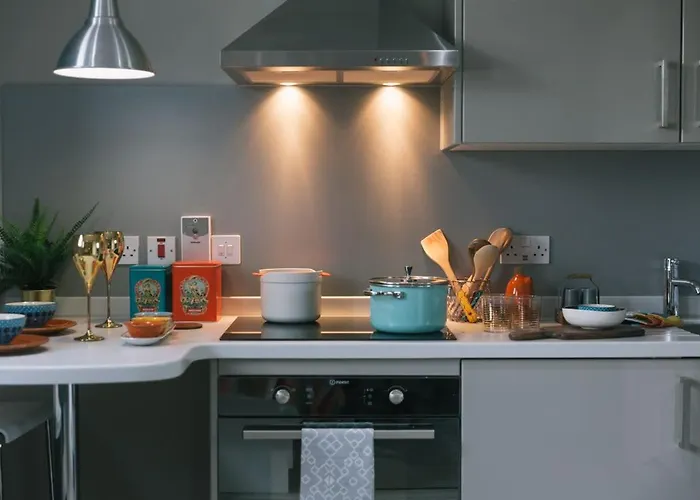 For Students Only - George Street In Apartament