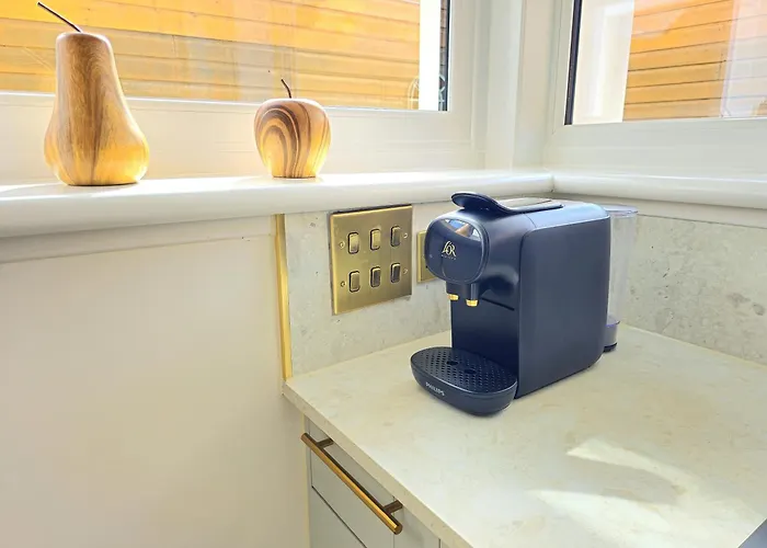 Newly Renovated Gem - Free Parking & Modern Comfort