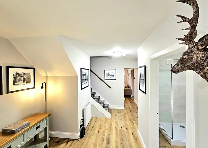 Dom wakacyjny Warm & Cosy In Glasgow