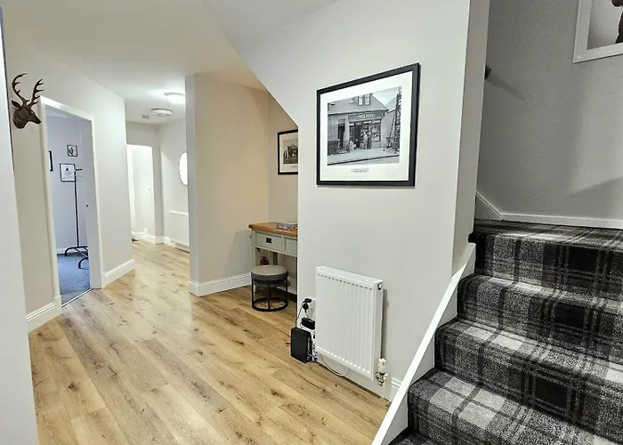 Dom wakacyjny Warm & Cosy In Glasgow