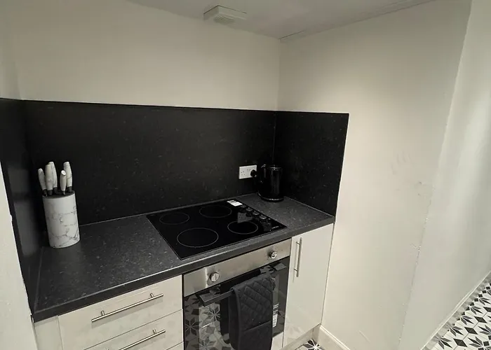 Апартаменты 2br, Sleeps 6, Green, Free Parking & Walk Dist To Centre Глазго