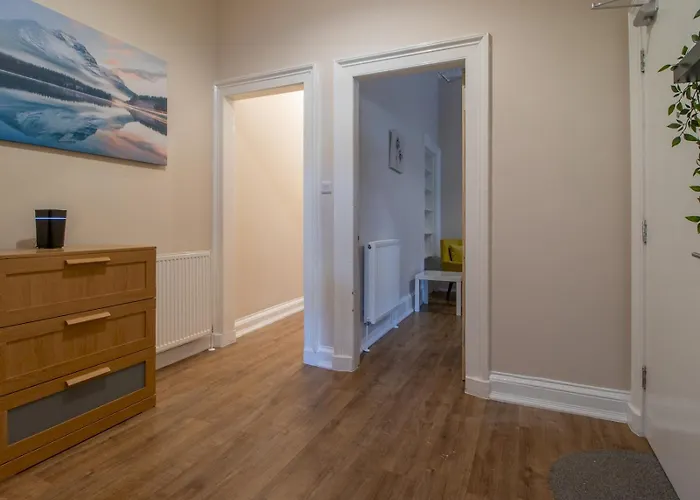 Vakantiehuis Haven Main Door & Parking - Pass The Keys Glasgow