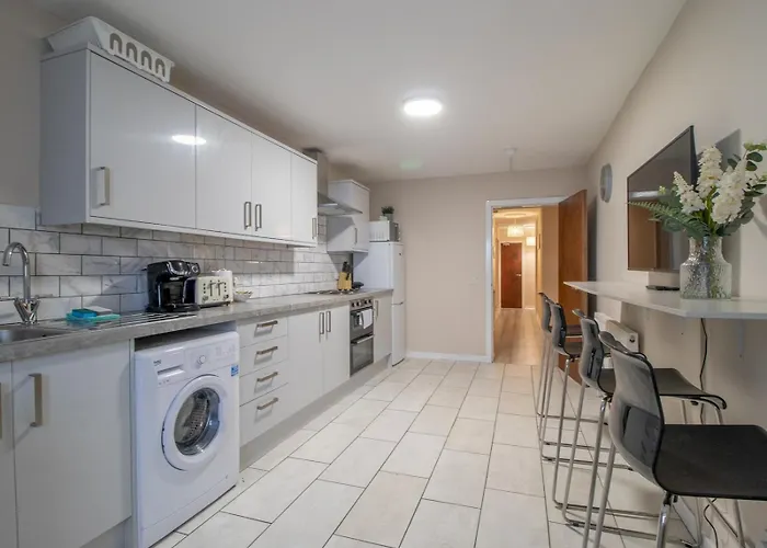 Appartement Gem Main Door Parking - Pass The Keys *