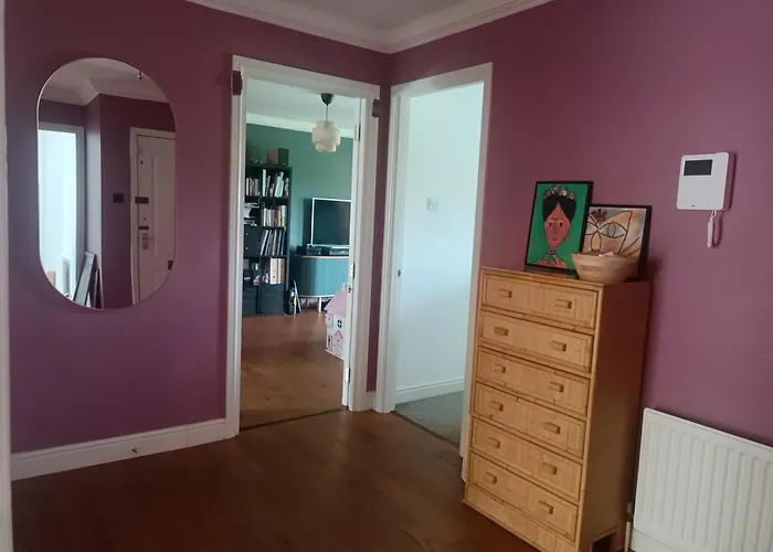 Modern Three-bedroom In Leafy West End With Private Parking * 格拉斯哥