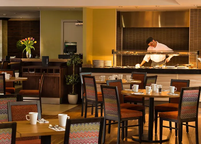 Leonardo West End גלאזגו