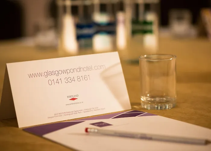 ホテル Leonardo West End 3*