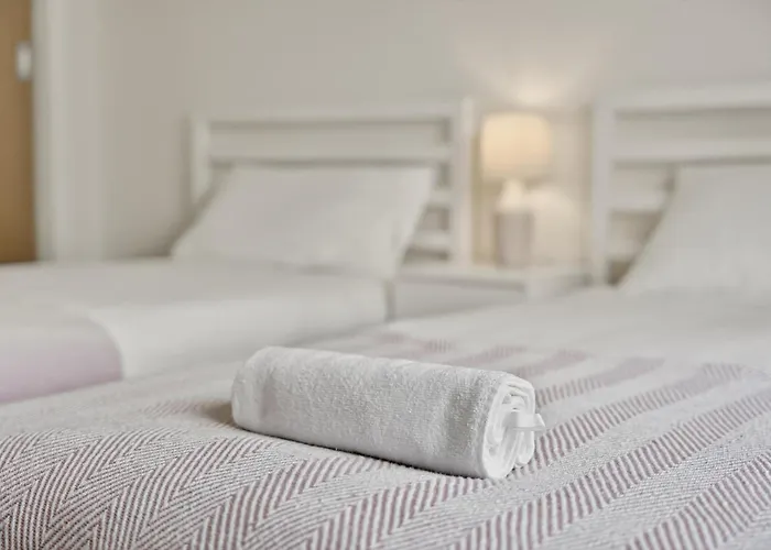 Modern 2-bedroom Flat In Centre, Near Galsgow アパート *