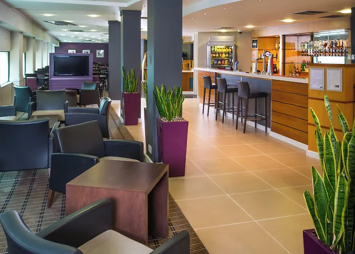 Express - - Ctr Riverside By Ihg