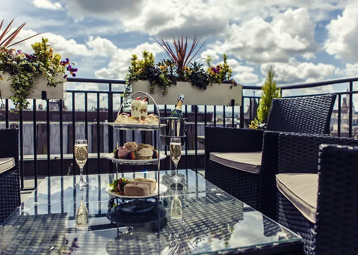 カールトン ジョージ 4*