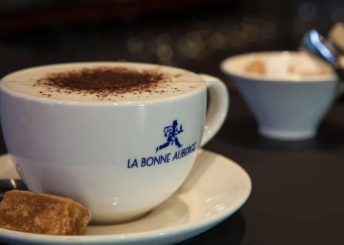 هوليداي إن غلاسكو تياترلاند 4*