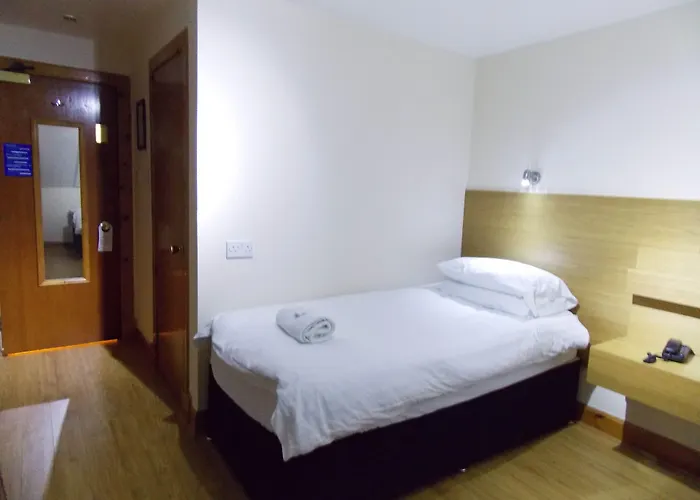 Victorian House 3* Glasgow