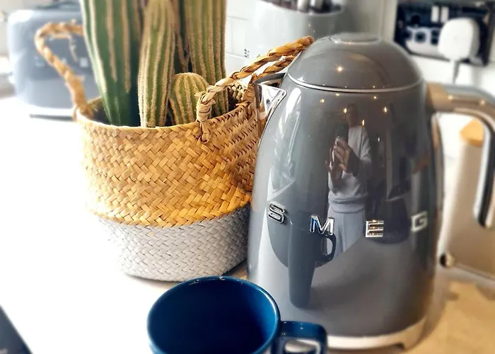 Feriehus Urban 4br House - Central-free Parking-no Party