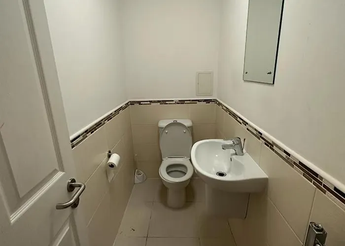 Cozy In Sauchiehall Street * Glasgow