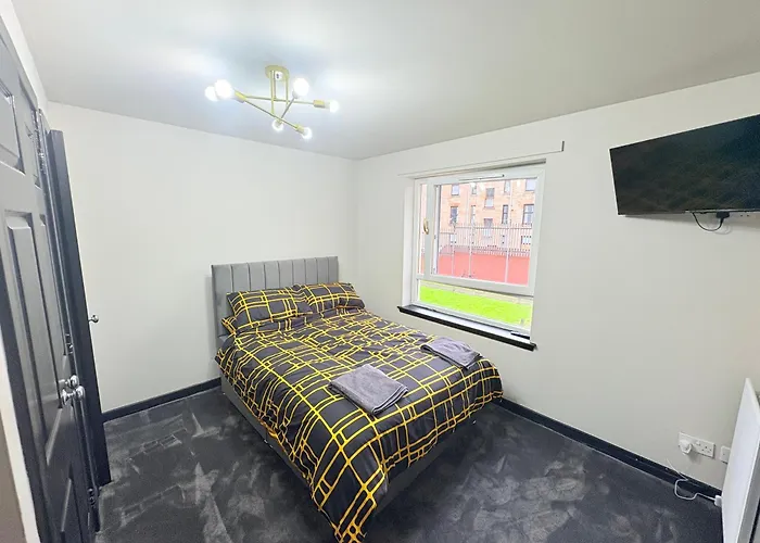 F2 2br Free Parking Walk Dis Glasgow