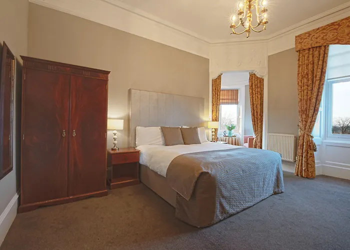 Sherbrooke Castle 4*