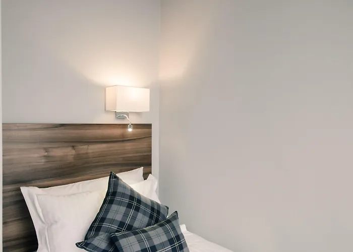 ホテル Royal West End