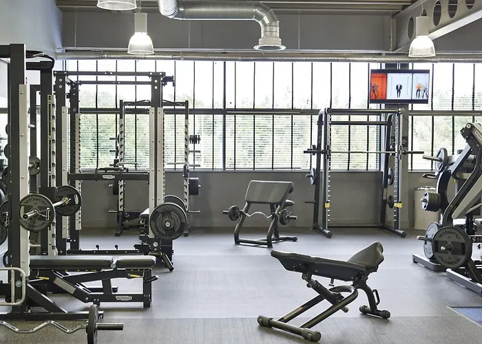 Village Ξενοδοχείο 4*