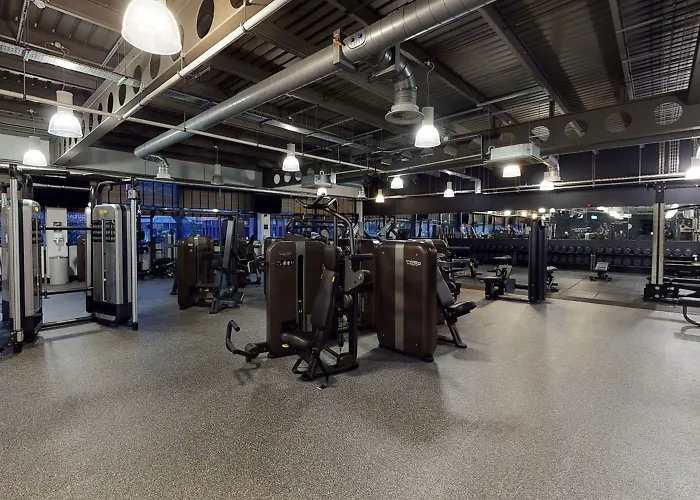 Ξενοδοχείο Village 4*