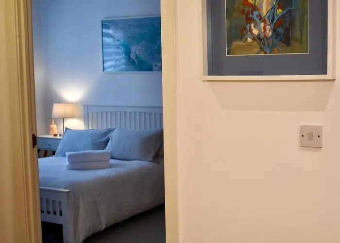 Private And Bathroom In Shared Flat With Parking Séjour chez l'habitant *