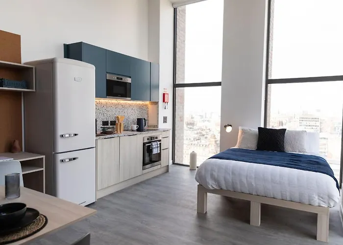 For Students Only Martha Street * غلاسغو